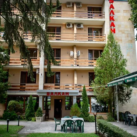 酒店 Balkan 3*